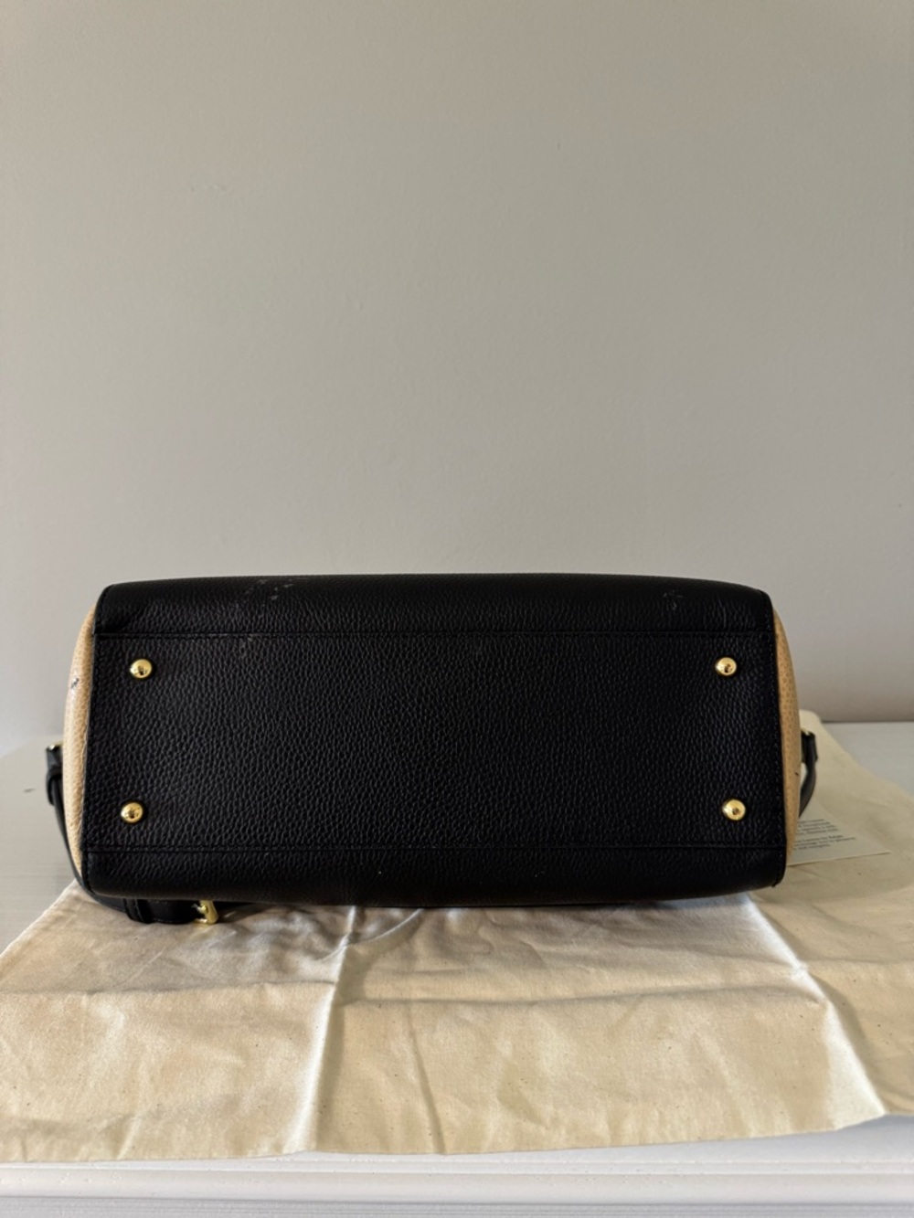 Lauren, Ralph Lauren, black /camel tote bag with gold logo with original tag - Picture 3 of 8
